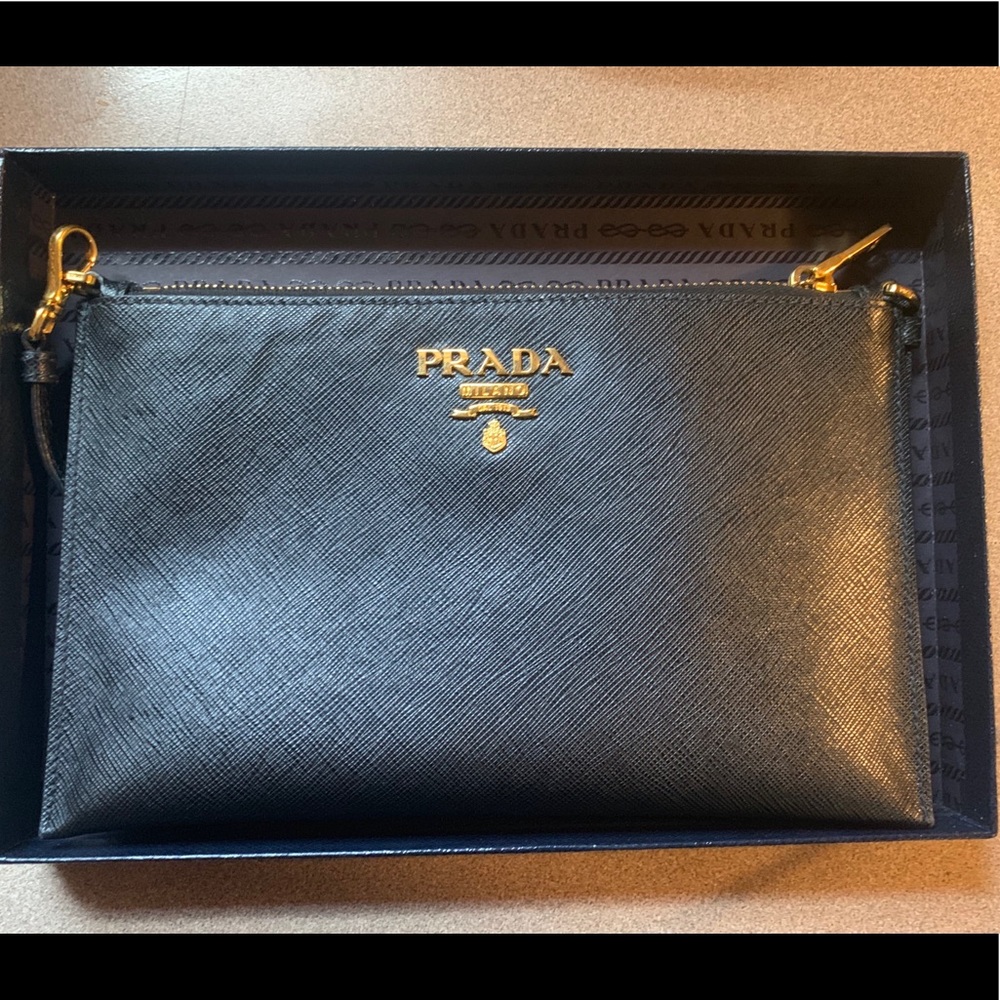 PRADA SAFFIANO SHOULDER BAG